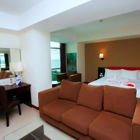 Best Western The Lagoon Hotel Manado Exterior foto